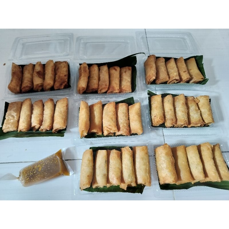 

Lumpia goreng isi 10 pcs