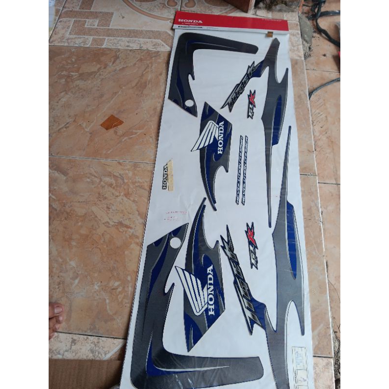 striping plisir set body honda tiger revo 2007 stripe 3 blue original