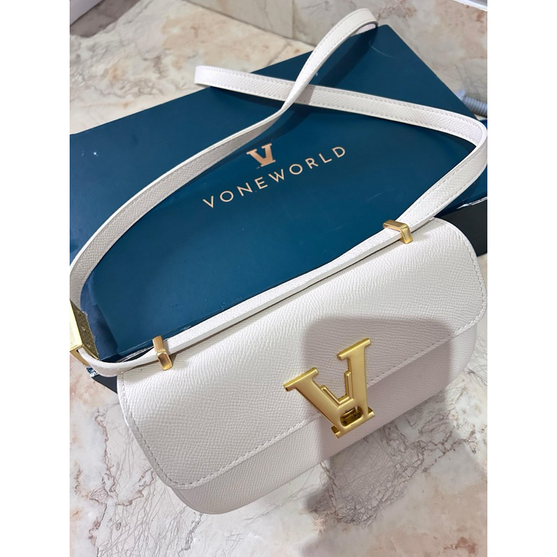 Vone World Preloved