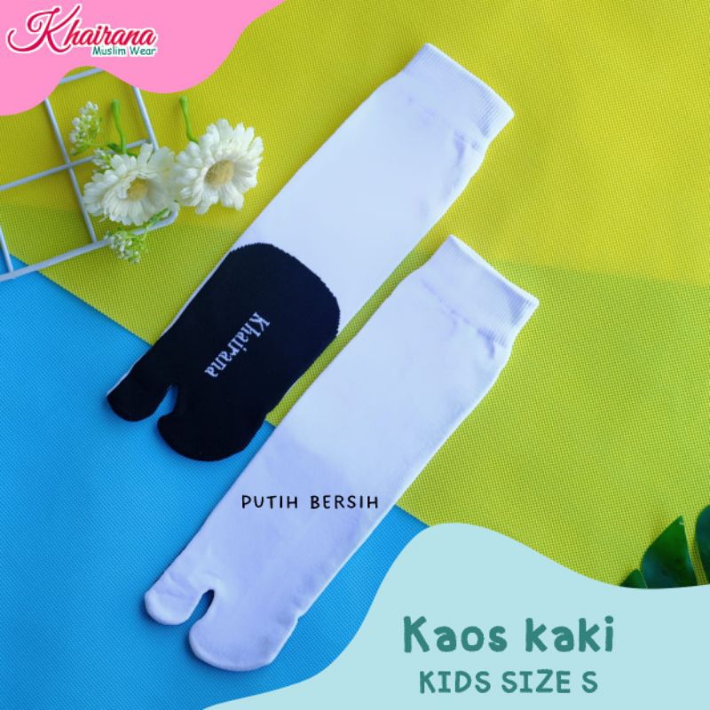 Kaos kaki anak khairana