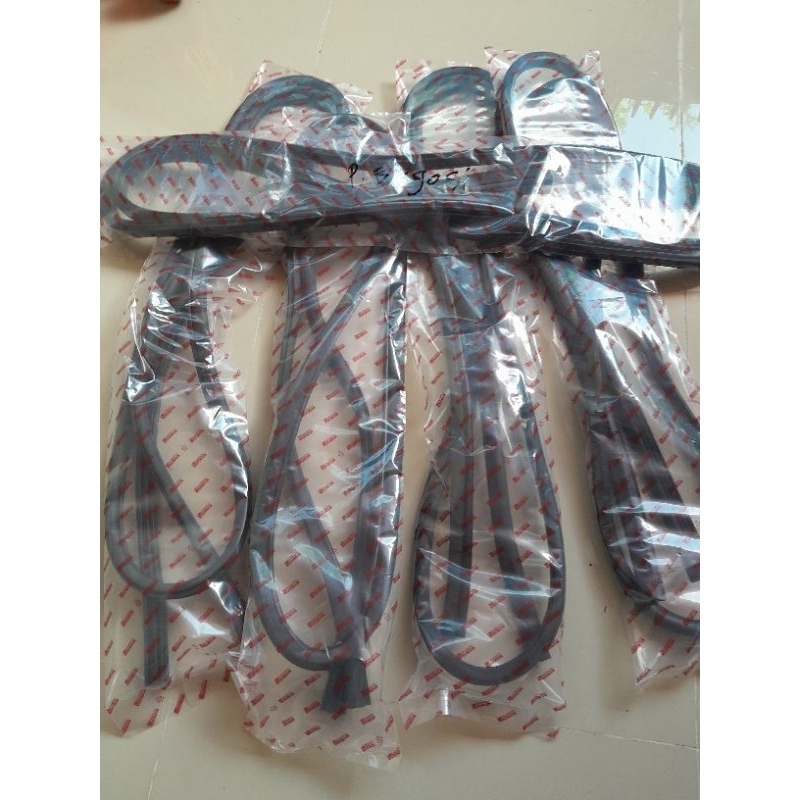 karet balon body pintu mobil sirion set 5 pintu
