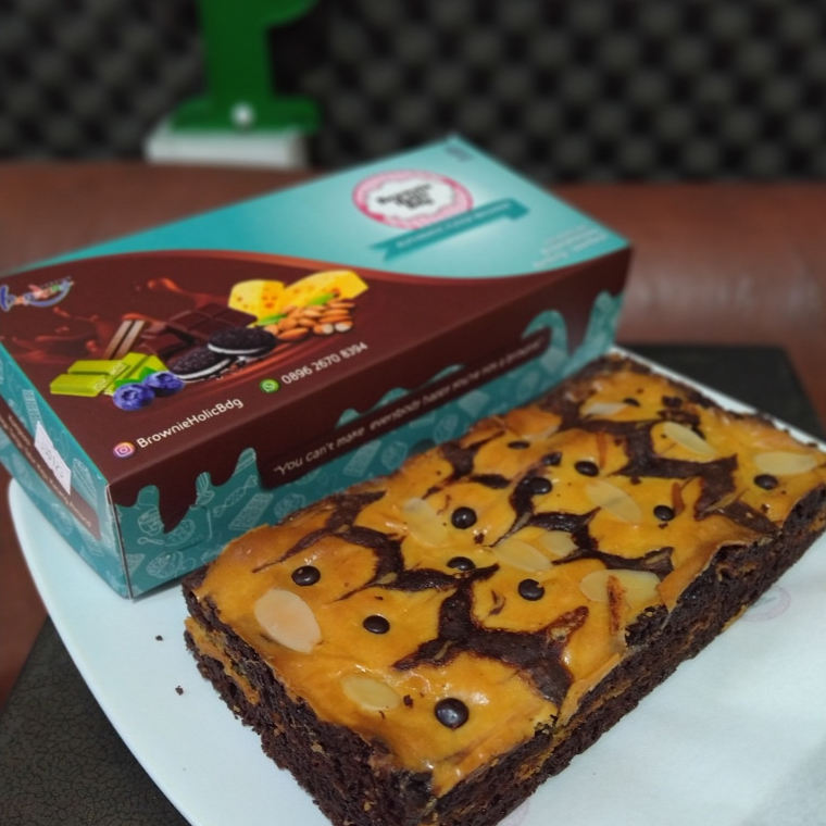 

Ssl09 Fudgy Brownies Cream Cheese Brownieholicbdg