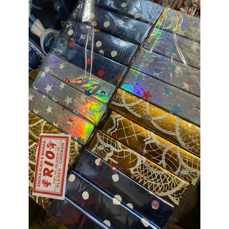 

Kotak Kado Berhadiah isi 20