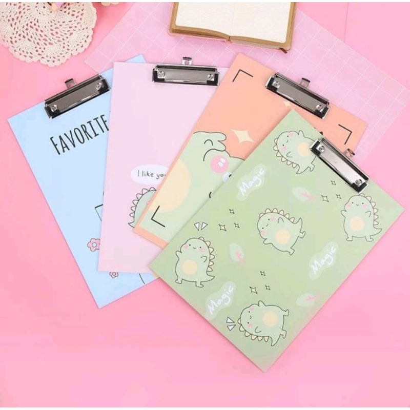 

Papan Ujian Totoro / dinosaurus