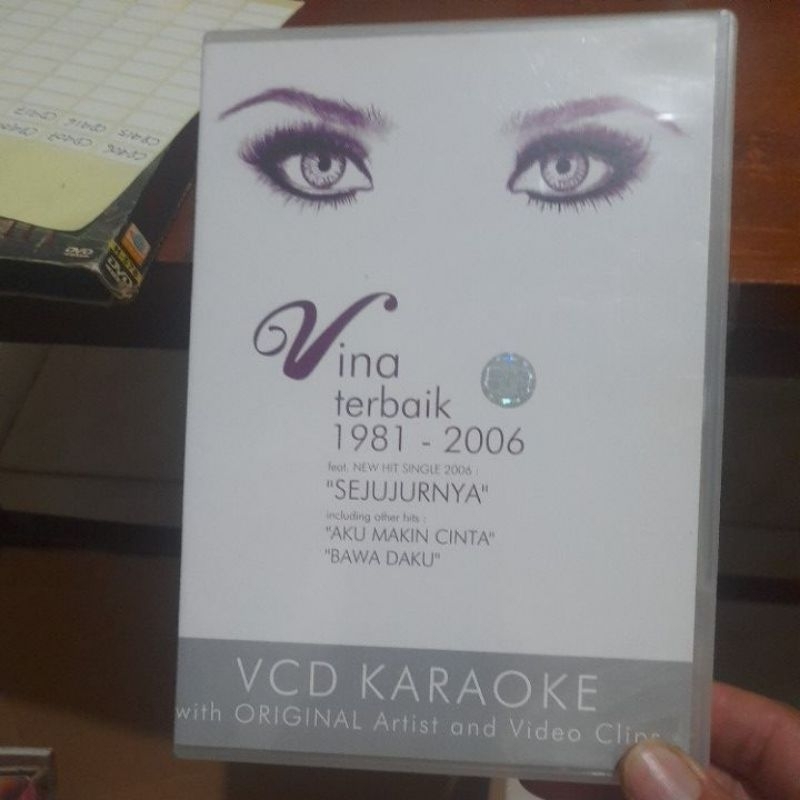 vcd karaoke vina panduwinata terbaik 1981-2006 (CD405)