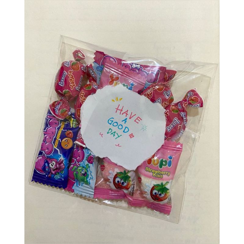 

Mini gift snack and candy!