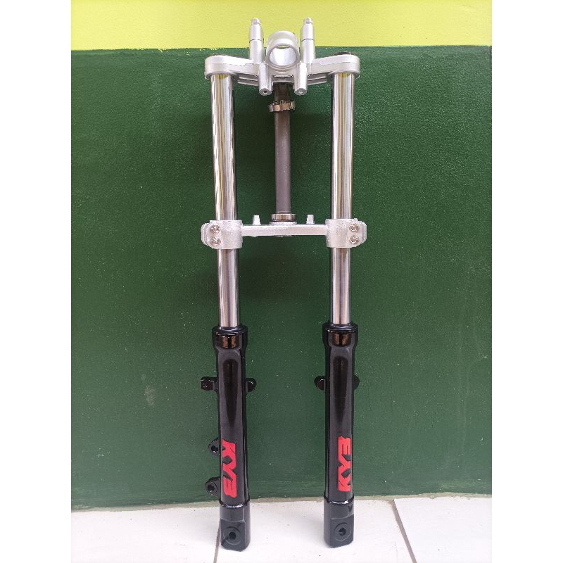 shokbeker kyb shock breaker KYB depan gorilla