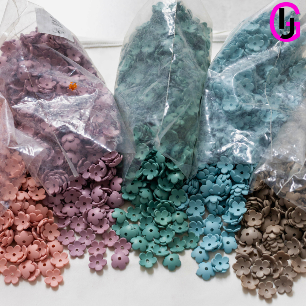 1 Pon Acrylic Kelopak Bunga Warna Manik Bunga Akrilik Aksesoris DIY Gelang Kunci JFF657