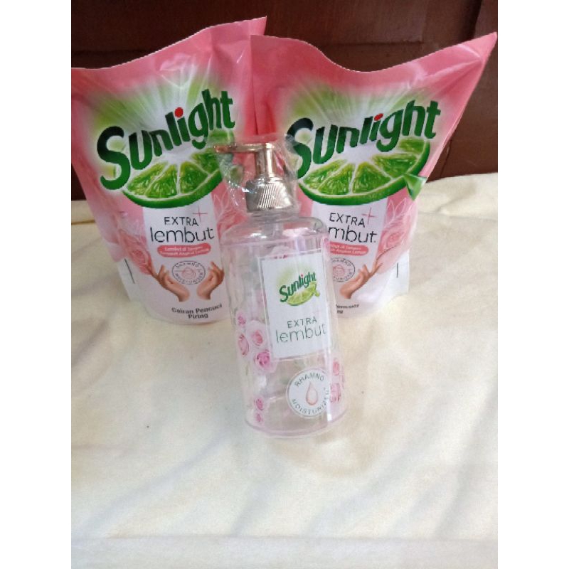 

Buy 2 Sunlight 650ml free botol cantik