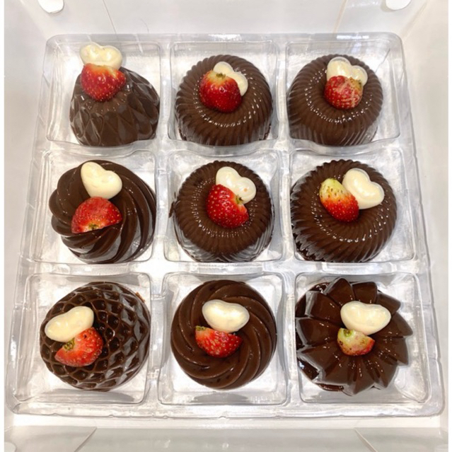 

Hampers Pudding cokelat isi 4, 6, & 9