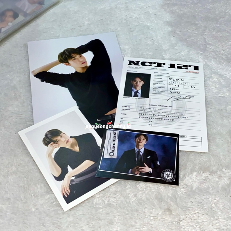 DOYOUNG NCT 127 SEASON’S GREETING 2021 SG 21 PC POSTER