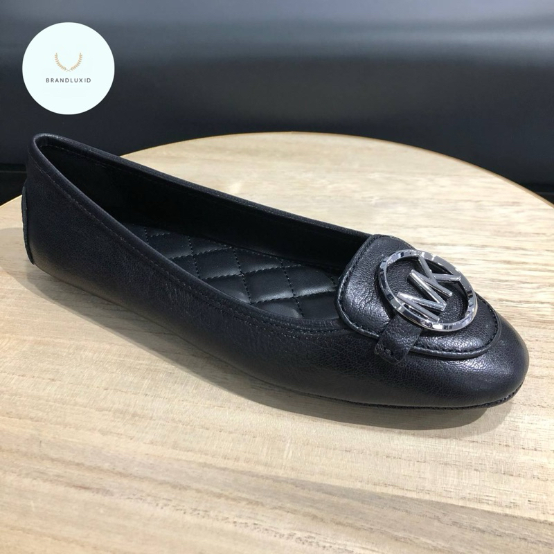 Michael Kors Lillie MOC Leather  Black & Brown