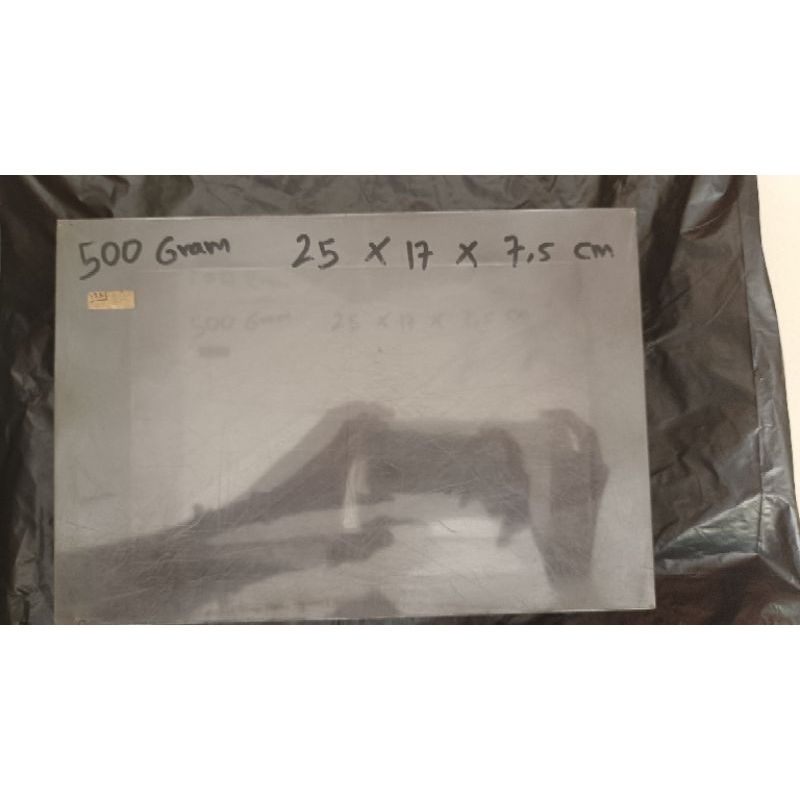 

Kotak Mika Sarang Walet Polos 500gram UKURAN 25cm X 17cm X 7,5cm