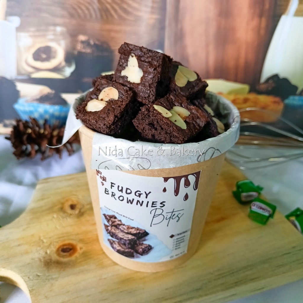 

Brownies fudgy bites coklat premium