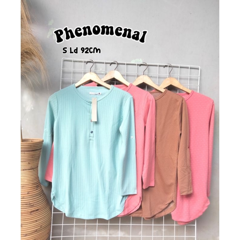 Phenomenal Kaos wanita busui