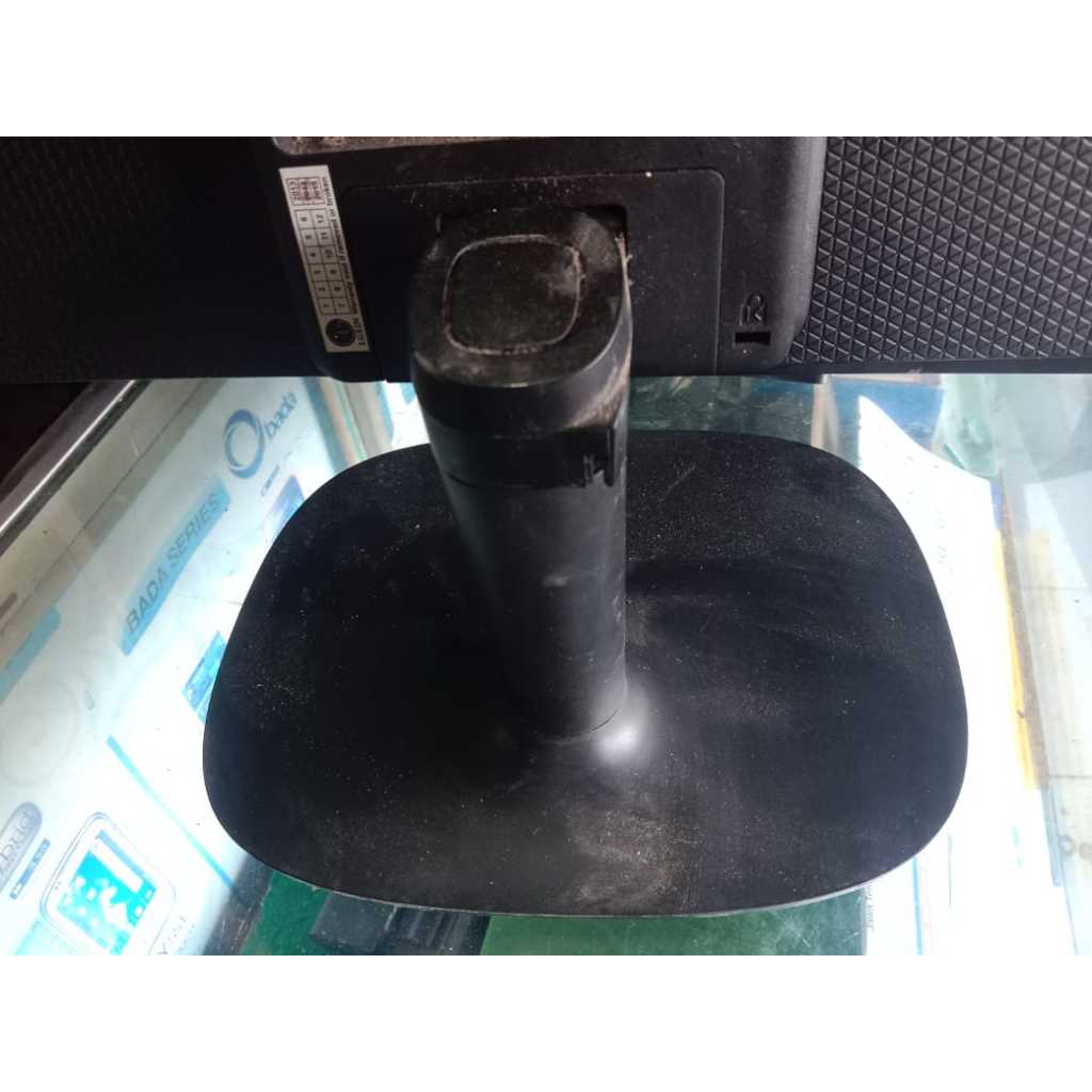 kaki dudukan monitor komputer lg led 20m35a ori Monitor Led 20 inc LG 20M35A 20M35ASA solo2 darma
