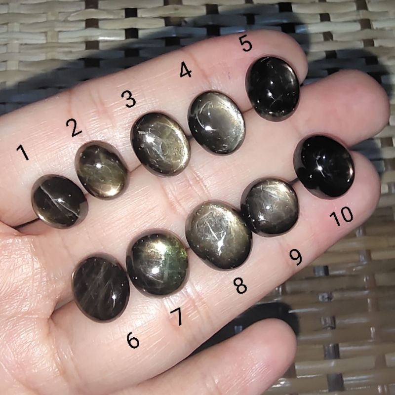 Batu Permata Black Star Sapphire Oval (B) / Batu Ster Safir Hitam