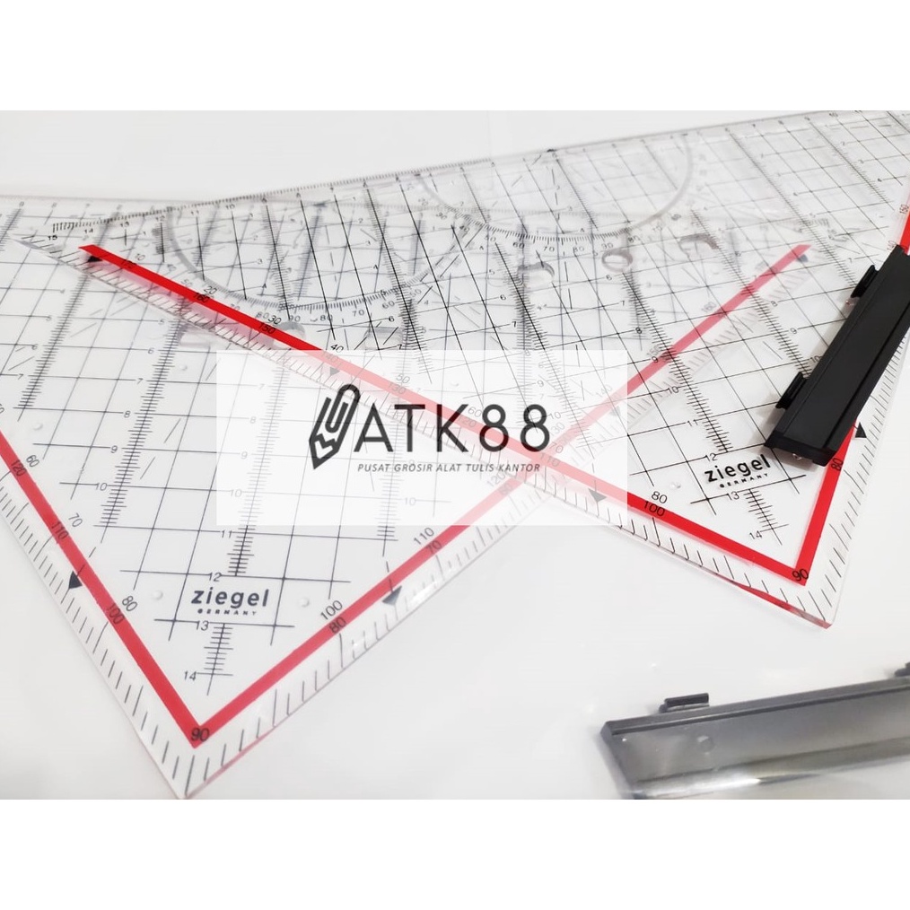 

KODE C86O Segitiga Pegangan Ziegel Besar 3cm