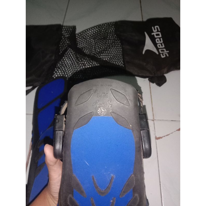 KAKI KATAK/SEPATU RENANG SPEEDS ORI