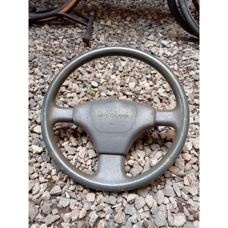 Stir Toyota LandCruiser tipe VX Lama