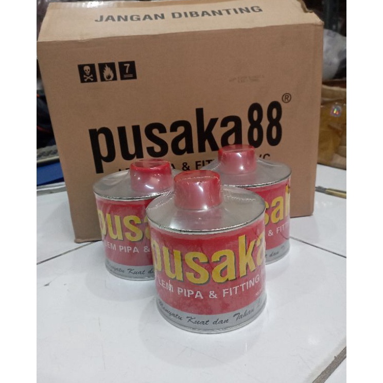 

PRODUK KPV7 lem pipa air kaleng pvc pusaka 4gr lem perekat pusaka YRA