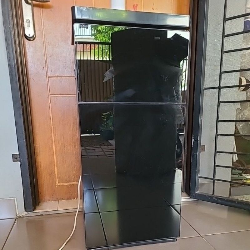 Preloved Dispenser Elba