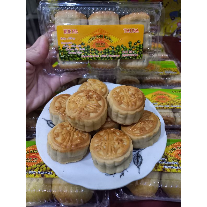 

Pia Basah #Bakpia Basah #camilan #oleholehkhassemarang