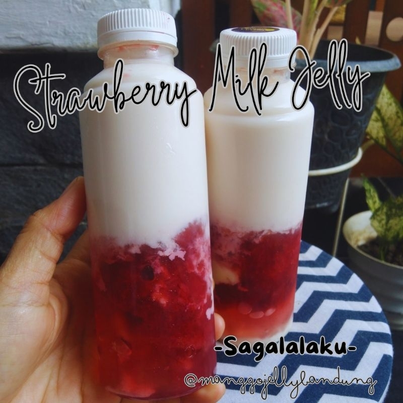 

Strawberry Milk Jelly/buah strawberry/strawberry/strawberry fress/minuman strawbery/strawbery/strawberyfress