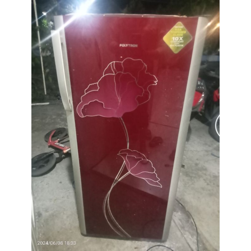 RAK KULKAS POLYTRON 1 PINTU