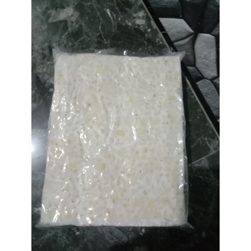 

tempe kotak besar 800gram