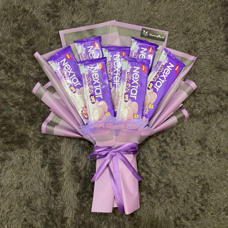 

BOUQUET SNACK NEXTAR UNGU [Ready stock & Free packing] Buket Snack untuk Hadiah Wisuda/Graduation, Hari Ibu/Hari Guru, Ulang Tahun/Birthday, Anniversary, Valentine