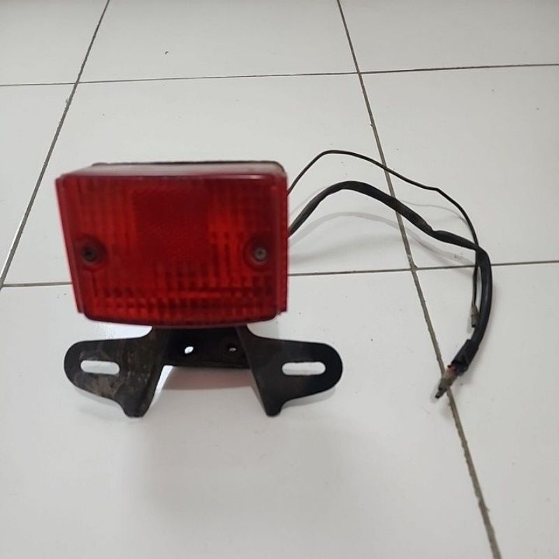 Stoplamp Lampu Belakang Kawasaki KE125 Yamaha DT100