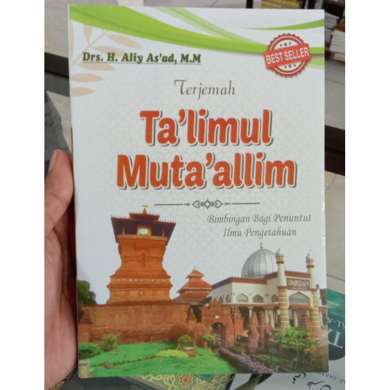 

ta'lim muta'alim terjemah Indonesia- ta'limul muta'alim terjemah Indonesia - penuntut ilmu