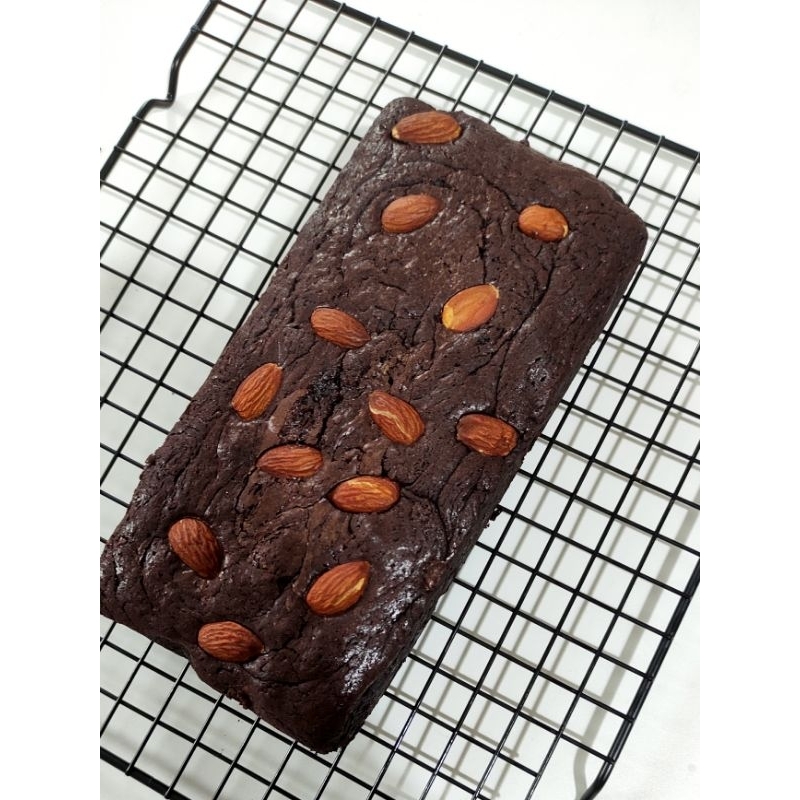 

Fudgy Brownies Almond