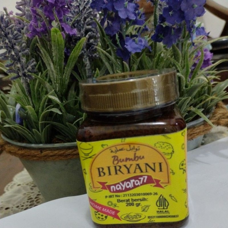 

Bumbu Nasi Biryani yang dikemas praktis higienis mudah dan cepat berkualitas nayara 77