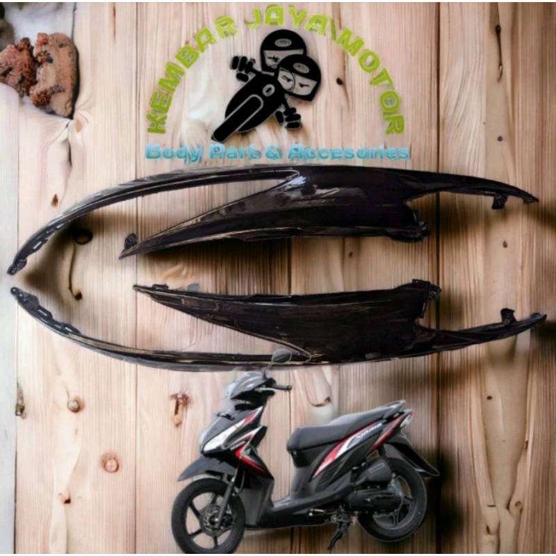 BODY SAMPING KANAN KIRI  VARIO 110 FI Hitam