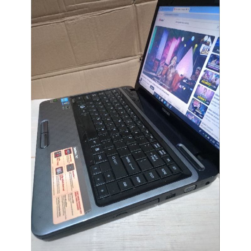 laptop toshiba l745 bekas bagus
