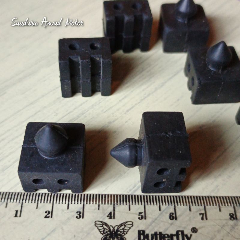 1PCS Karet Ganjal Jok Suzuki Universal / Karet Bantalan Jok Motor