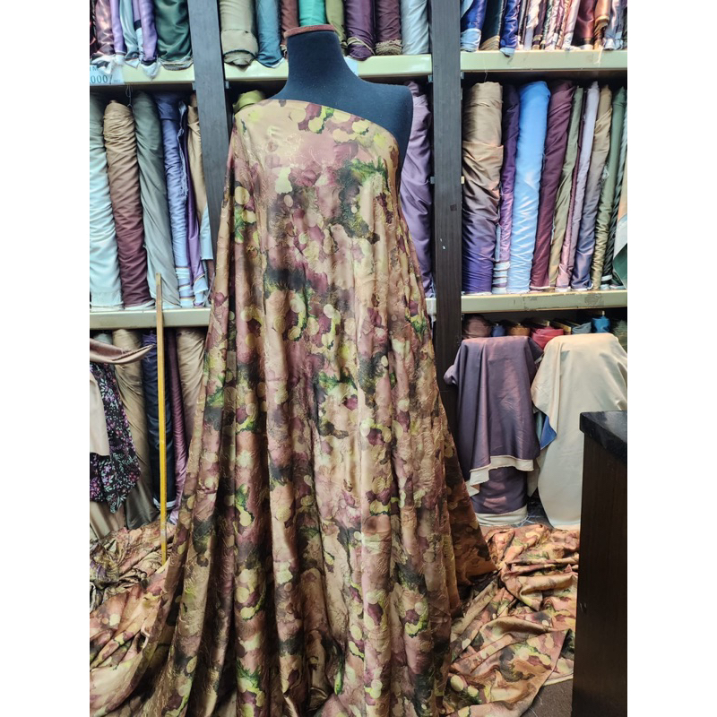 DIOR CHAIN EMBRO/BAHAN KAIN SATIN MOTIF BORDIR/KAIN DIOR MOTIF BORDIR