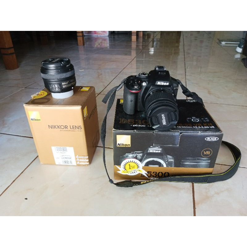 Nikon d5300 second like new full set bonus lensa fix nikkor 50mm f 1.8g