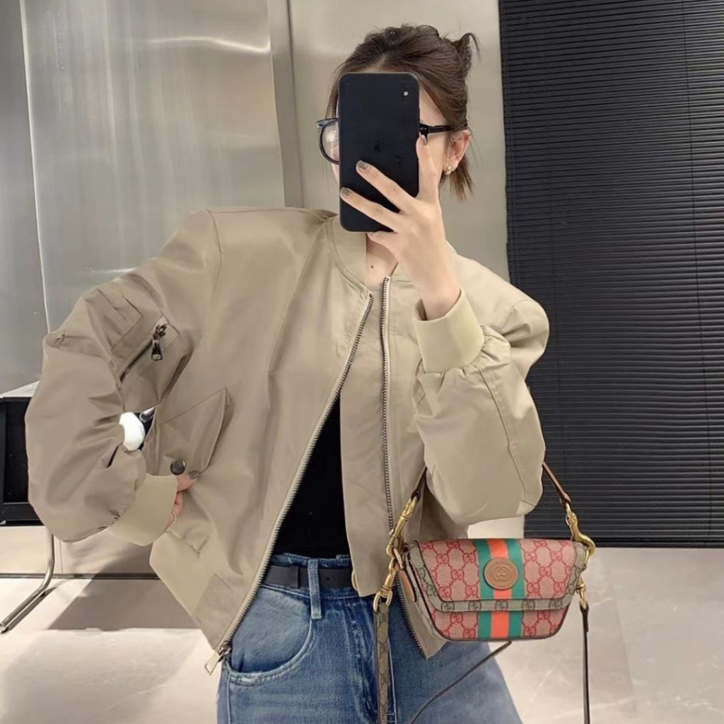 Jaket Bomber Crop Wanita / Jaket Crop Wanita / Jaket Bomber Wanita