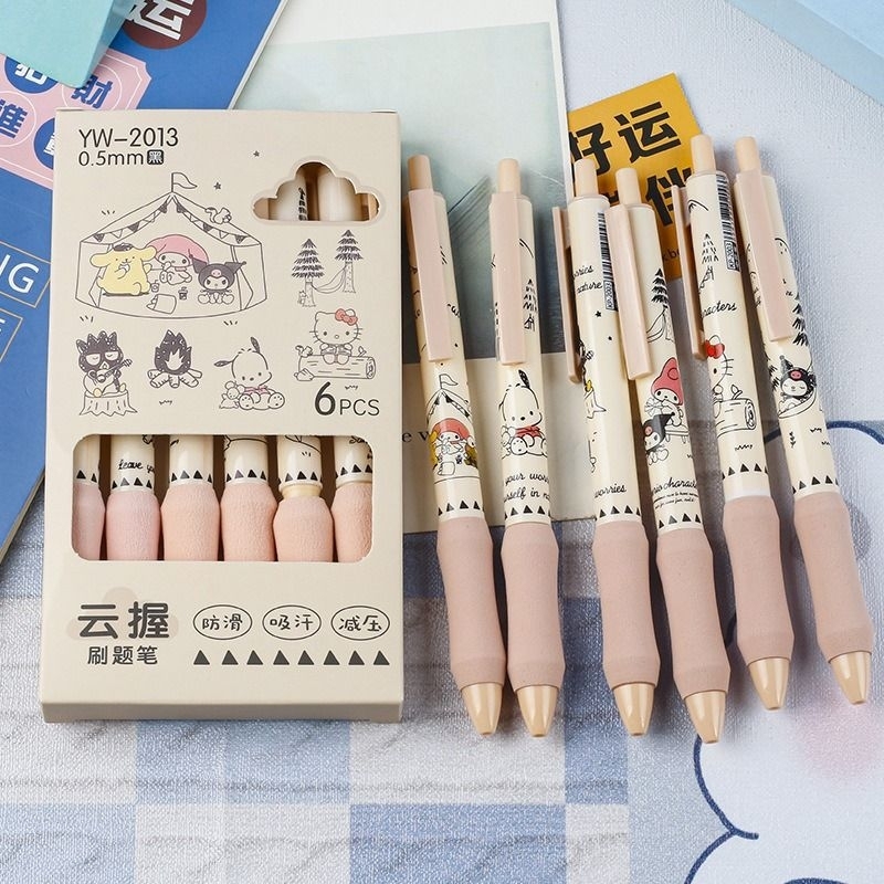 

Pena Gel Hitam 0.5 mm / Pena Karakter Sanrio