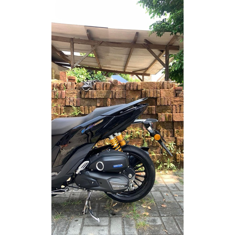 Shockbreaker Ohlins HO 831 original untuk honda vario 125/150