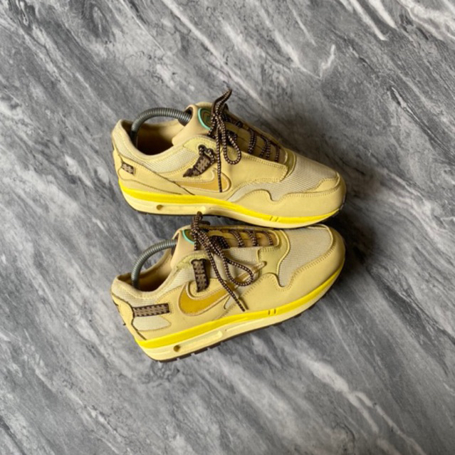 Nike airmax  1 Cactus Jack Saturn Gold