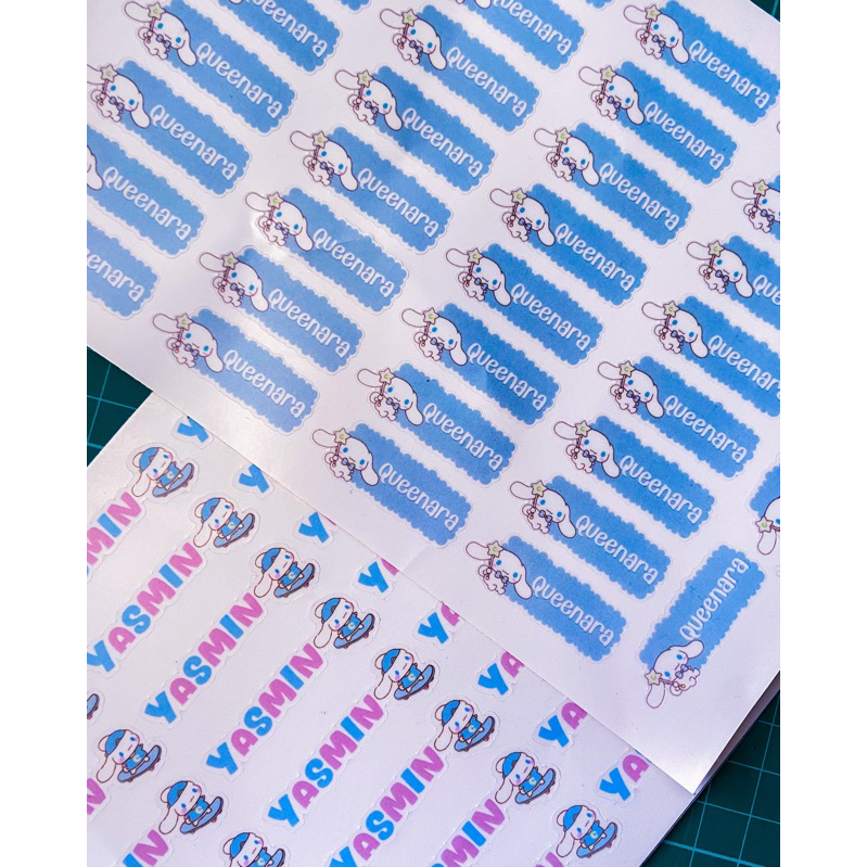 

Stiker Kiss Cut CINNAMOROLL Label Nama Waterproof Tahan Air
