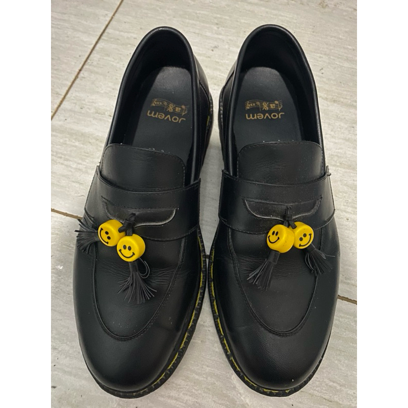 Sepatu Loafers Jovem Studio Size 40