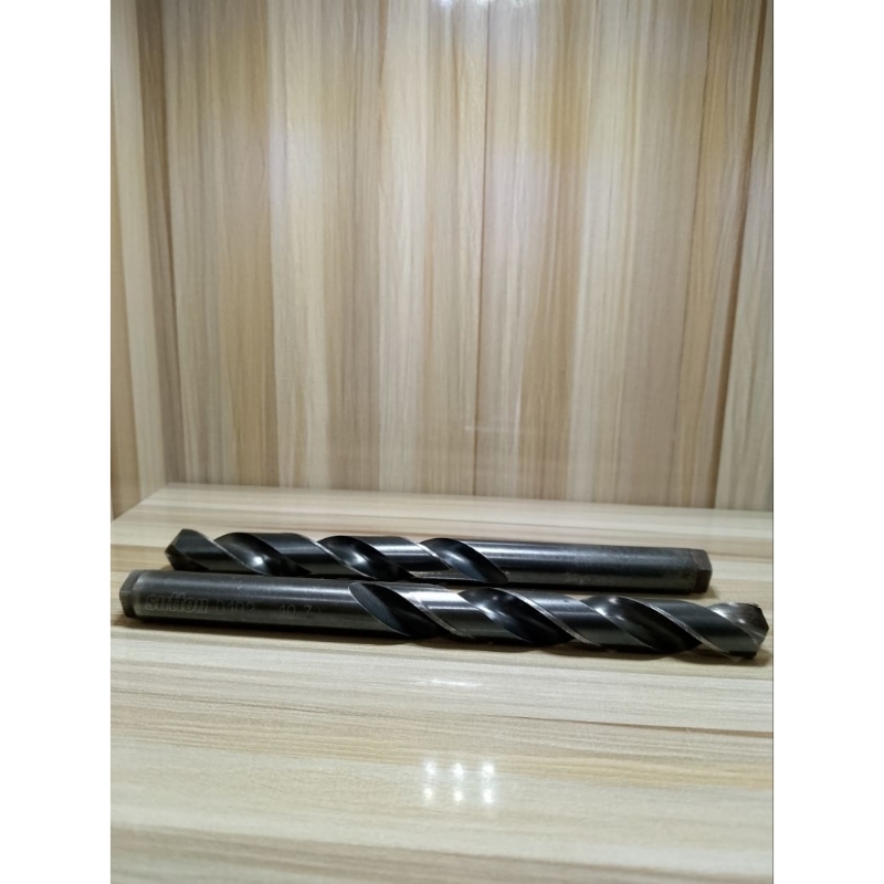 Mata bor besi 10.7mm Sutton Eropa Drill 10.7 bukan Nachi 10 . 7 Drill Sutton eropa bekas Tap m12