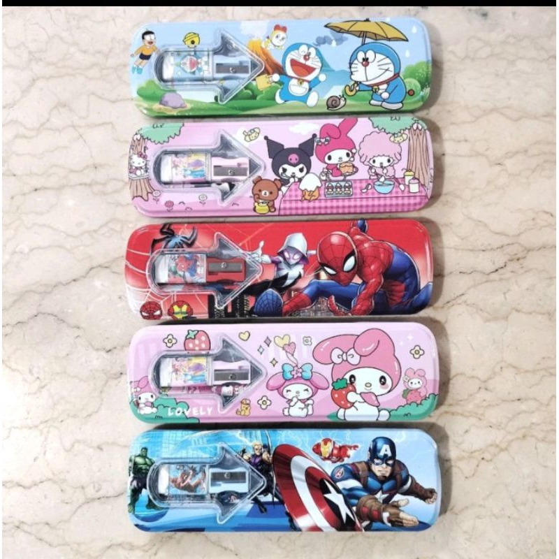 

Kotak Pensil Kaleng Metalik Karakter Boy Girl Susun 2