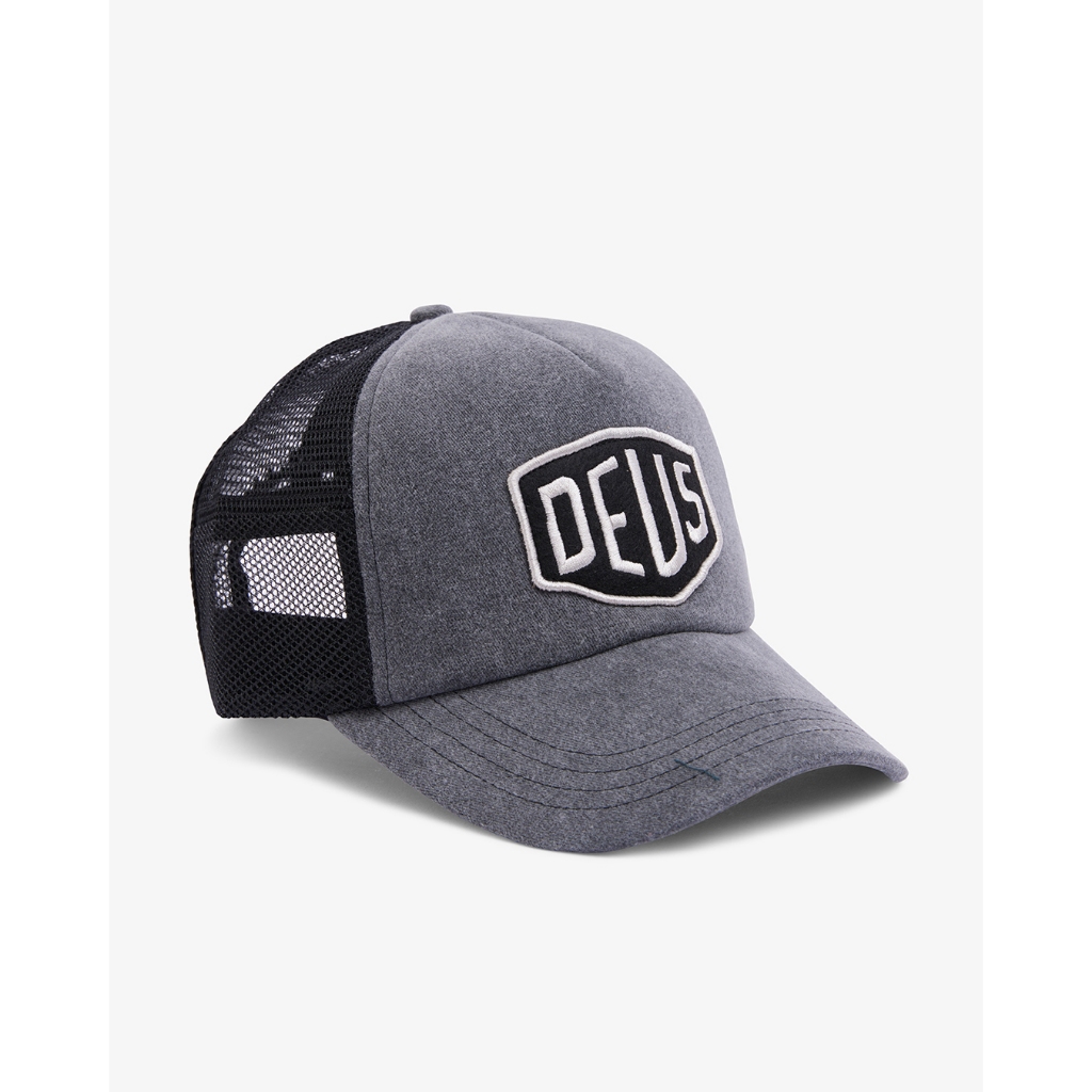 Deus Ex Machina - Garment Dyed Shield Trucker