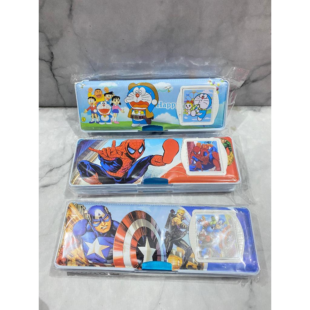 

Kotak Pensil Magnet Fancy / Tempat Pensil Magnet S001/ Tempat Pensil Magnet + Kalkulator